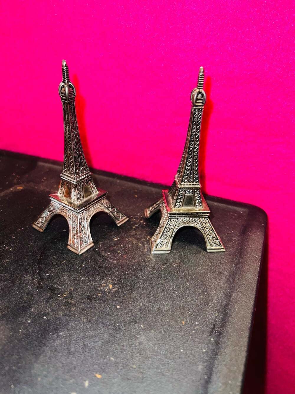 Metal Eiffel Tower Salt and Pepper Shaker Set